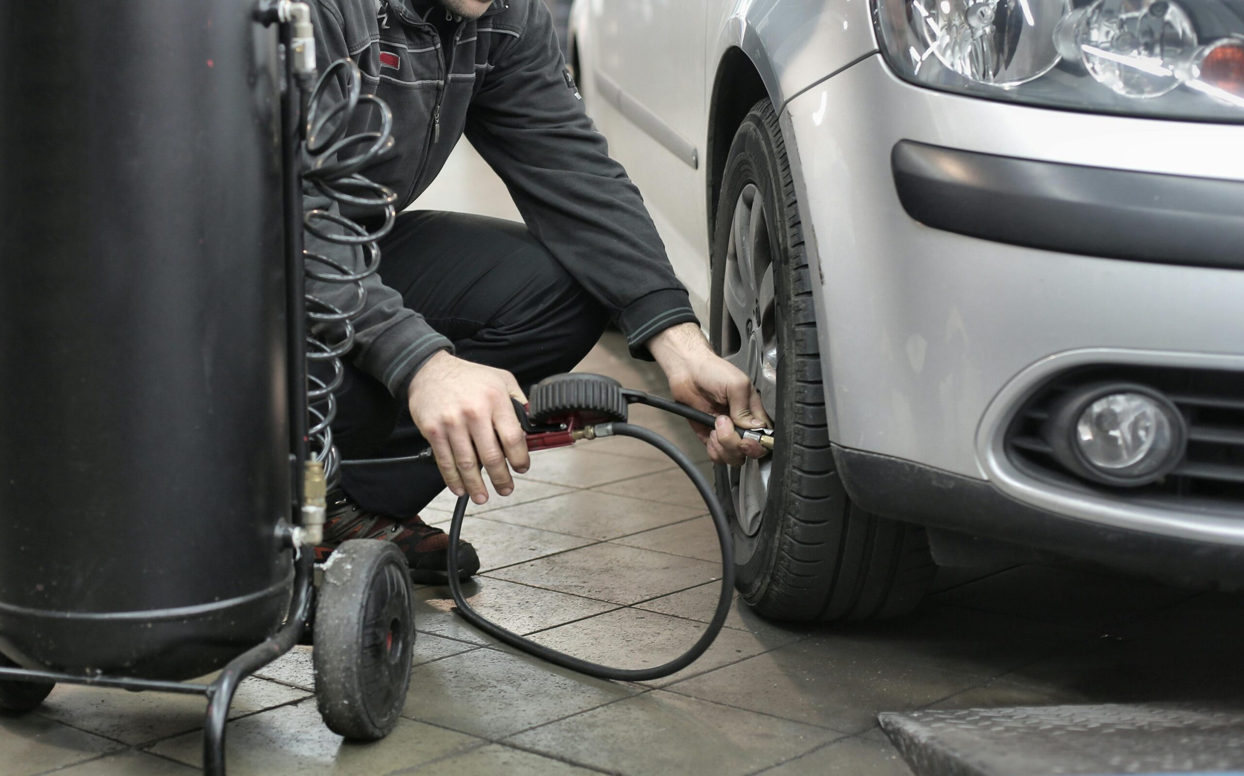 tyre being pumped up